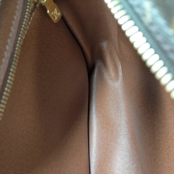 Authentic Louis Vuitton Trocadero 30 Brown Monogram Crossbody Bag mon780-110925 - Picture 12 of 16